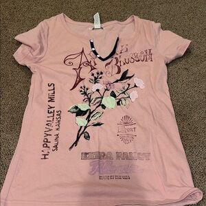 Lucky Brand Y2K v neck pink medium Blossom Kansas flowers